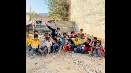 Nilay Agarwal’s Vishalakshi Foundation has cleaned dumpyards, and converted them into clean spaces to set-up schools for underprivileged children. Nilay Agarwal’s Vishalakshi Foundation has cleaned dumpyards, and converted them into clean spaces to set-up schools for underprivileged children.