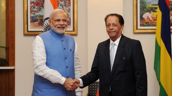 Prime Minister Narendra Modi said Anerood Jugnauth was "a tall leader and statesman, was the architect of modern Mauritius". (PM Modi/Twitter)