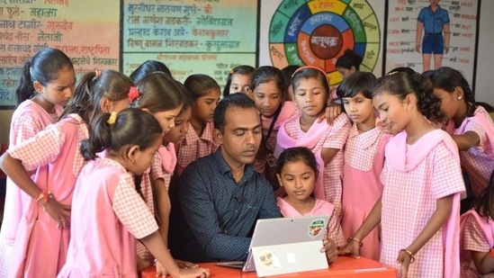 Ranjitsinh Disale, a teacher at a ZP school in Solapur, was awarded for adopting innovation to better teaching outcomes.(HT)