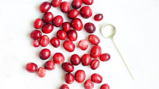 Natural supplements: Cranberry extract, d-mannose, dandelion root, echinacea may decrease the risk of developing UTI.(Unsplash)