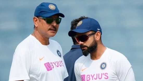 India head coach Ravi Shastri (L) and captain Virat Kohli (R).