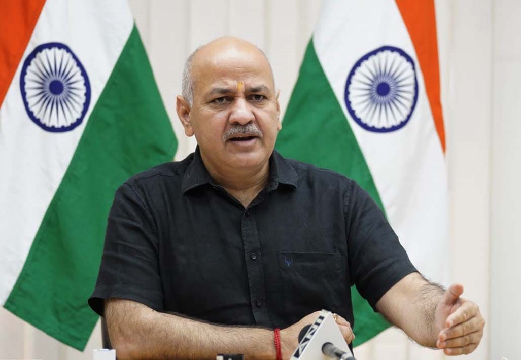 Sisodia writes to Edu Min to give weightage to 10th, 11th scores for Class 12 (HT Photos)