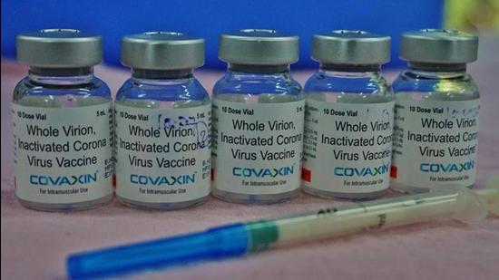 Till Saturday morning, Bhubaneswar had 2440 doses of Covaxin meant for people in the 18-45 age group while 4.58 lakh doses were left for people in the 45+ group. (HT PHOTO.) Till Saturday morning, Bhubaneswar had 2440 doses of Covaxin meant for people in the 18-45 age group while 4.58 lakh doses were left for people in the 45+ group. (HT PHOTO.)