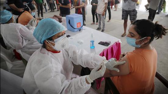 At the core committee meet on Covid-19, Kerala CM Pinarayi Vijayan said about 50 lakh people (above 40) will have to take the vaccine from this age group and the state will be getting 38 lakh doses at the end of June. (PTI PHOTO.)