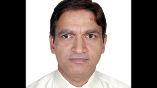 The chief executive officer of CHB, Yashpal Garg, says they can’t move ahead with the project unless financial commitment is proceeded with. (HT FILE PHOTO) The chief executive officer of CHB, Yashpal Garg, says they can’t move ahead with the project unless financial commitment is proceeded with. (HT FILE PHOTO)