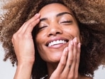 You might feel tired and just want to lie down on your bed with your tight gym clothes on but that is only going to cause skin irritation. Practise a few basic habits to soothe your skin and get rid of all that post-workout itchiness.(Unsplash) You might feel tired and just want to lie down on your bed with your tight gym clothes on but that is only going to cause skin irritation. Practise a few basic habits to soothe your skin and get rid of all that post-workout itchiness.(Unsplash)
