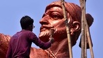 Artist retouch with colour to Chattrapati Shivaji Maharaj's statue(Anshuman Poyrekar/Hindustan Times) Artist retouch with colour to Chattrapati Shivaji Maharaj's statue(Anshuman Poyrekar/Hindustan Times)
