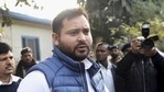 RJD leader Tejashwi Yadav paid tributes to Raghuvansh Prasad Singh on his 75th birth anniversary on Sunday.(PTI) RJD leader Tejashwi Yadav paid tributes to Raghuvansh Prasad Singh on his 75th birth anniversary on Sunday.(PTI)