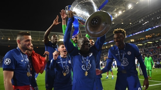 Chelsea's N'Golo Kante celebrates with the trophy.(Pool via REUTERS)