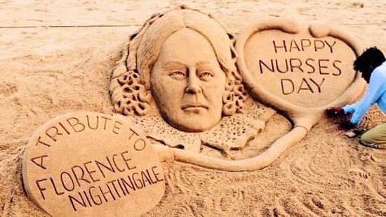 International Nurses Day: For all the nurses who have been working all day long just so that we can stay safe at home, Pattnaik paid a tribute with his breathtaking art.(Facebook/SudarsanPattnaik)