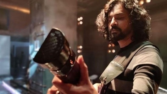 Aalap Raju has collaborated with many music directors such as Sreekanth Deva, Ilayaraaja, Thaman, D Immam and Deepak Dev. Aalap Raju has collaborated with many music directors such as Sreekanth Deva, Ilayaraaja, Thaman, D Immam and Deepak Dev.