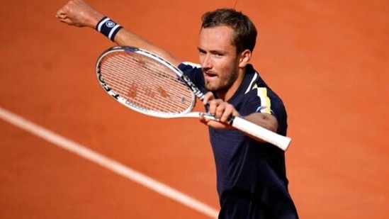 Daniil Medvedev Advances To Face Tsitsipas At French Open Tennis News Hindustan Times