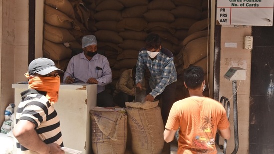 The scheme was first approved in March 2018 but could not be implemented because of numerous administrative issues, largely revolving around methodologies allowed and not allowed under the National Food Security Act.(Raj K Raj/ HT Archive) The scheme was first approved in March 2018 but could not be implemented because of numerous administrative issues, largely revolving around methodologies allowed and not allowed under the National Food Security Act.(Raj K Raj/ HT Archive)