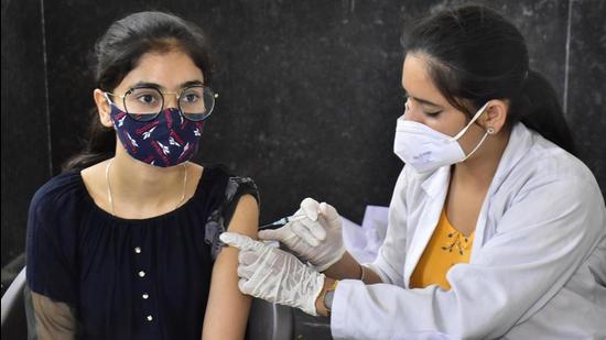 A medical worker administers Covid vaccine at a centre in Amritsar, Punjab, on June 5. (HT file photo)