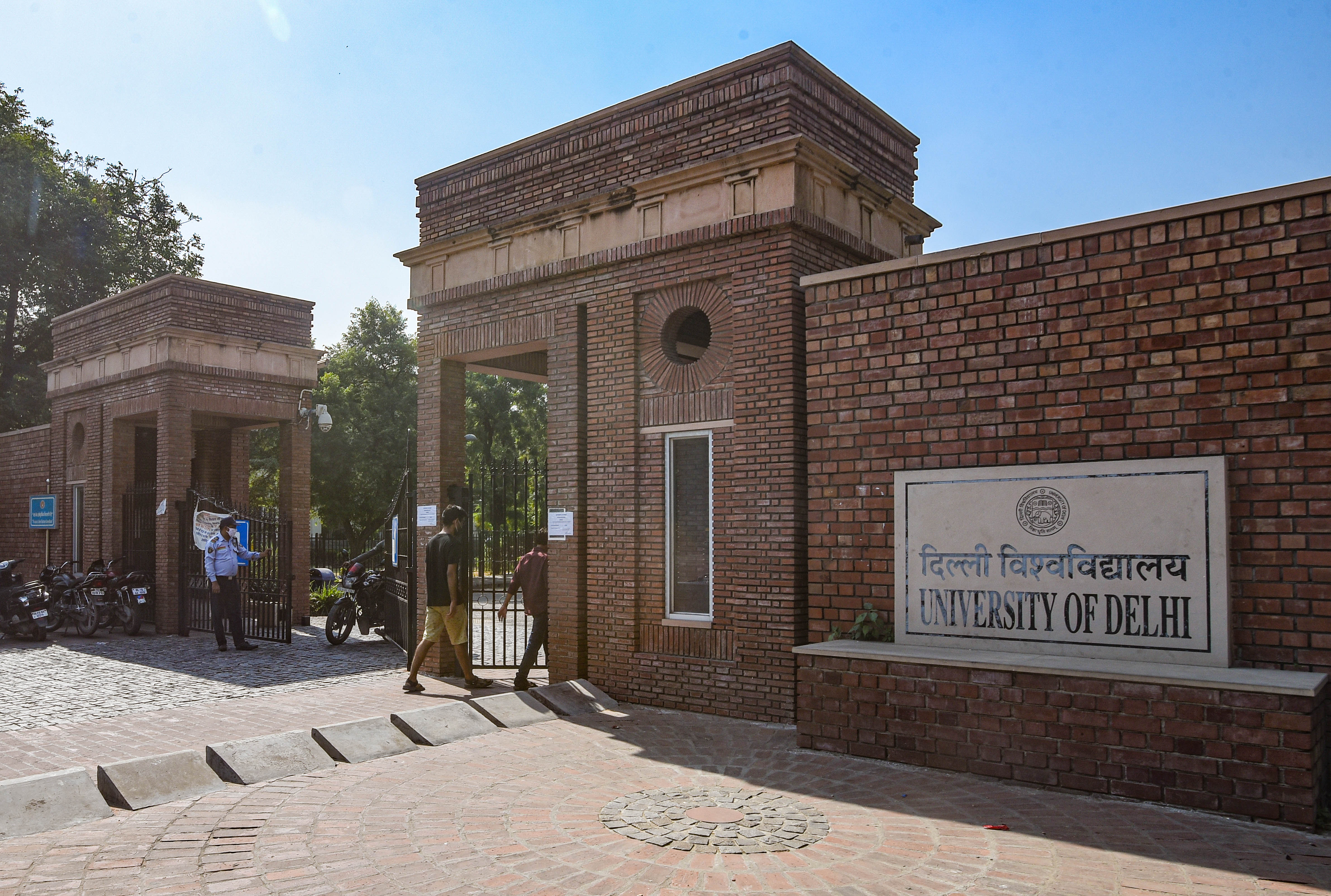 Delhi University’s law faculty repeats questions (Amal KS/HT Photo) Delhi University’s law faculty repeats questions (Amal KS/HT Photo)