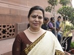 Lekhi alleged that by not implementing the One Nation One Ration Card scheme the Aam Aadmi Party-led government wants to bring middlemen in the process and make room for corruption.(Sonu Mehta/ Hindustan Times) Lekhi alleged that by not implementing the One Nation One Ration Card scheme the Aam Aadmi Party-led government wants to bring middlemen in the process and make room for corruption.(Sonu Mehta/ Hindustan Times)