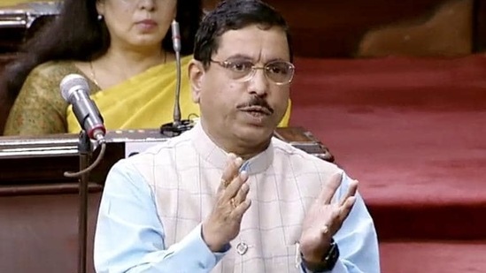 Joshi’s reference is to the unprecedented approval given to Bharat Biotech’s Covaxin, in the absence of any data from Phase 3 trials. Subsequent interim data did show the vaccine to be highly effective. Joshi’s reference is to the unprecedented approval given to Bharat Biotech’s Covaxin, in the absence of any data from Phase 3 trials. Subsequent interim data did show the vaccine to be highly effective.