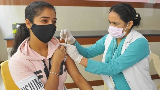 PM Modi also announced free shots for all adults starting June 21, in another attempt to speed up the massive inoculation drive. (Keshav Singh/HT Photo)