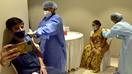 In order to help stop the third wave of the pandemic, chief minister Yogi Adityanath instructed officials to increase the vaccination capacity in the state by three times and take it to 10 lakh doses per day in July. (Anshuman Poyrekar/HT photo) In order to help stop the third wave of the pandemic, chief minister Yogi Adityanath instructed officials to increase the vaccination capacity in the state by three times and take it to 10 lakh doses per day in July. (Anshuman Poyrekar/HT photo)