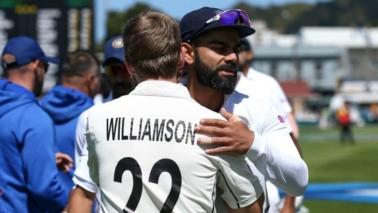 India captain Virat Kohli hugs New Zealand skipper Kane Williamson(Twitter)