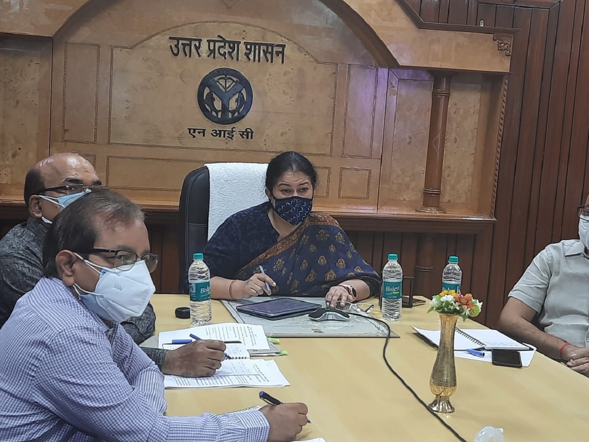 Additional chief secretary, secondary education, Aradhana Shukla chairing video conferencing with principals of government, aided, private schools to gather suggestions as how to promote 56 lakh class 10, 12 students without exams.