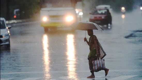 Monsoon to arrive in Mumbai today: IMD | Latest News India - Hindustan ...