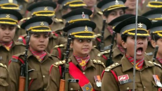 Army Recruitment 21 100 Vacancies For Soldier Gd In Women Military Police Hindustan Times