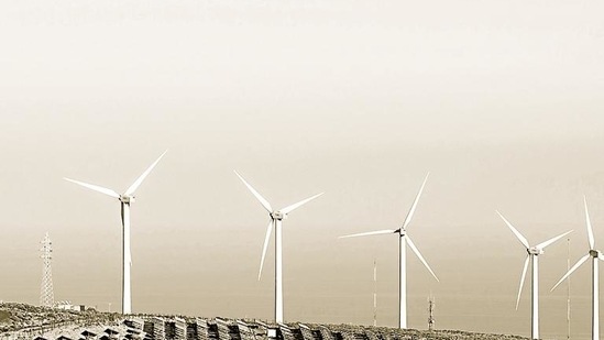 Real-time data from the State Load Dispatch Centre (SLDC) showed that the peak power demand of Delhi was 6,185 MW at 2.45pm on Wednesday.(HT File (Representative Image)) Real-time data from the State Load Dispatch Centre (SLDC) showed that the peak power demand of Delhi was 6,185 MW at 2.45pm on Wednesday.(HT File (Representative Image))