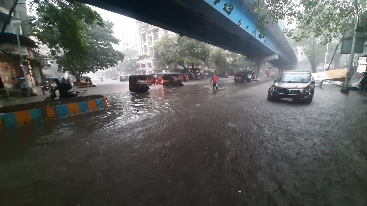 Water logging seen at Vandana cinema in Thane after a heavy downpour in the city. (Praful Gangurde/ HT Photo) Water logging seen at Vandana cinema in Thane after a heavy downpour in the city. (Praful Gangurde/ HT Photo)