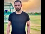 Deepak Chahar took to Instagram to share his pictures. His post received a reply from Sakshi Dhoni.(Instagram/@deepak_chahar9) Deepak Chahar took to Instagram to share his pictures. His post received a reply from Sakshi Dhoni.(Instagram/@deepak_chahar9)