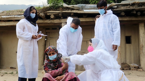 Prime Minister Narendra Modi on June 7 said that all beneficiaries above 18 years of age would be immunised free of cost beginning June 21.(ANI | Representational image) Prime Minister Narendra Modi on June 7 said that all beneficiaries above 18 years of age would be immunised free of cost beginning June 21.(ANI | Representational image)