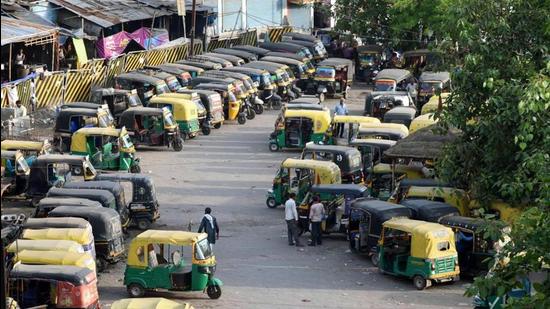 The protestors blamed the contractor and his workers for issuing parking slips every time they enter the gate during the day. (Representative photo)