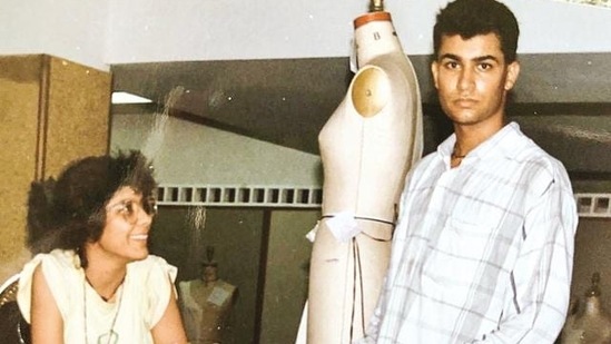 Ashish Soni at the NIFT Lab with a fellow student Ashish Soni at the NIFT Lab with a fellow student