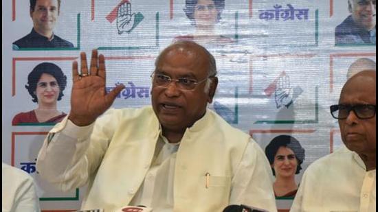 Congress leader Mallikarjun Kharge. (HT archive) Congress leader Mallikarjun Kharge. (HT archive)