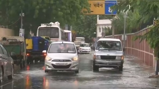Visuals of waterlogging in front of Lucknow's Vidhan Sabha gate number 7. (ANI)