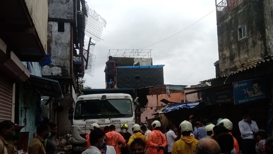 Rescue operations all collapse site (HT Photos)