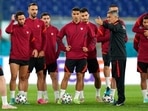 Turkey manager Senol Gunes speaks to his team at training.(AP) Turkey manager Senol Gunes speaks to his team at training.(AP)