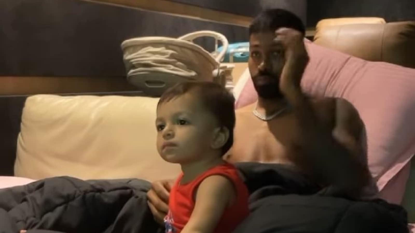 Natasa Stankovic films Hardik Pandya and son Agastya as they enjoy cartoons, watch