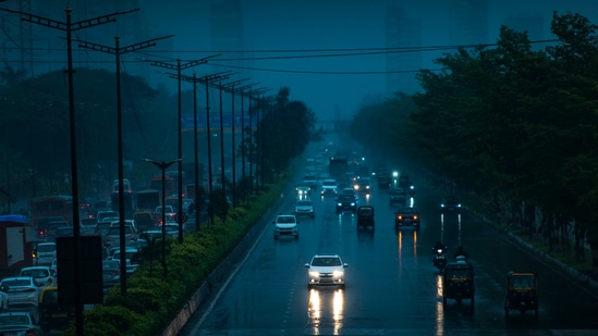 Motorists driving in the rain on Eastern Express Highway at Vikhroli in Mumbai on June 10. Mumbai is expected to receive at least another 200mm of rainfall by June 14.(Pratik Chorge / HT Photo)
