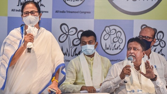 Kolkata: West Bengal CM Mamata Banerjee addresses media during rejoining of Mukul Roy to TMC party, in Kolkata.(PTI) Kolkata: West Bengal CM Mamata Banerjee addresses media during rejoining of Mukul Roy to TMC party, in Kolkata.(PTI)