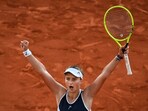Barbora Krejcikova celebrates against Anastasia Pavlyuchenkova during French Open final.(Getty Images)