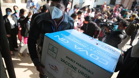 The Centre has decided to provide vaccines to states free of cost, but the state government is yet to issue any direction. (HT FILE PHOTO) The Centre has decided to provide vaccines to states free of cost, but the state government is yet to issue any direction. (HT FILE PHOTO)