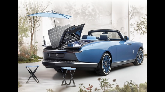 The rear deck’s butterfly doors hinged on the centre line are theatric in the way they operate The rear deck’s butterfly doors hinged on the centre line are theatric in the way they operate
