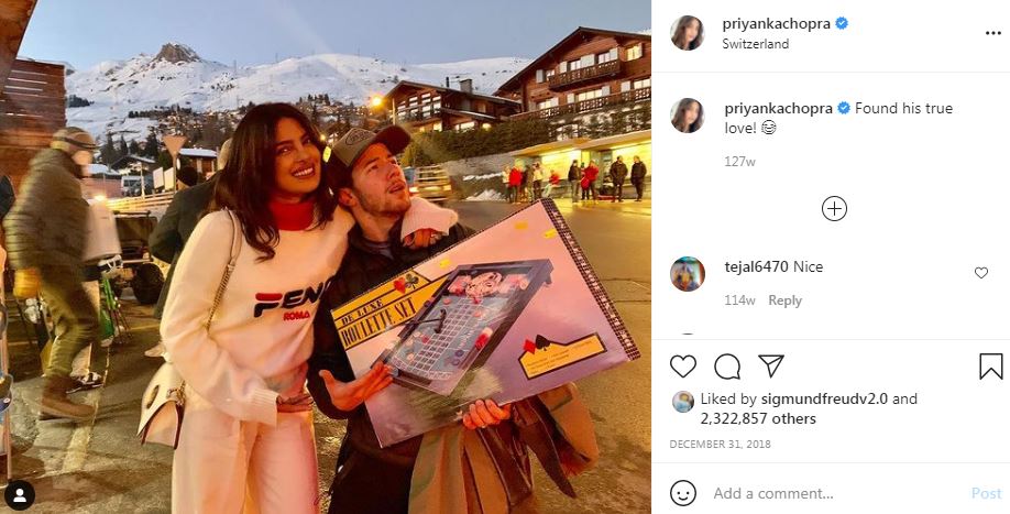 Priyanka Chopra and Nick Jonas pose together.