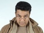 In Dasavatharam, Kamal Haasan appeared in 10 distinct roles. In Dasavatharam, Kamal Haasan appeared in 10 distinct roles.