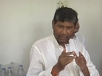 LJP leader Pashupati Paras addresses the mediapersons on Monday.(ANI Photo) LJP leader Pashupati Paras addresses the mediapersons on Monday.(ANI Photo)