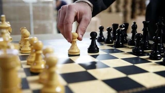 Yet another defeat for Viswanathan Anand in Legends of Chess tournament