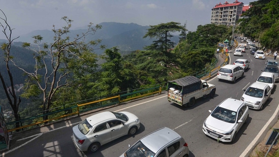 The SP informed that a total of 10 additional police reserves are deployed in the whole district along with traffic police to manage the influx of tourist vehicles. (PTI) The SP informed that a total of 10 additional police reserves are deployed in the whole district along with traffic police to manage the influx of tourist vehicles. (PTI)