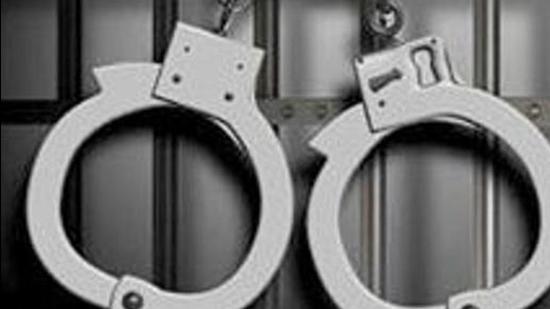Arrest-handcuffs. Arrest-handcuffs.