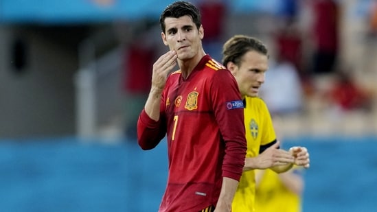 Alvaro Morata had only the goalkeeper to beat yet he dragged his low shot towards the far post wide.  This expression summed up La Roja's first half. (AP)